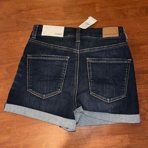 **American Eagle Ripped Denim Shorts - Size 2**